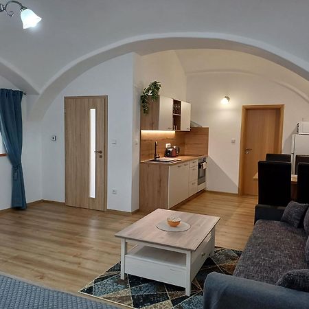 Martinuv Dvur Appartement Plzeň Buitenkant foto