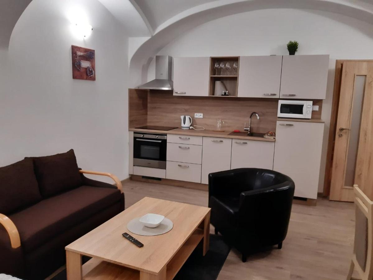 Martinuv Dvur Appartement Plzeň Buitenkant foto