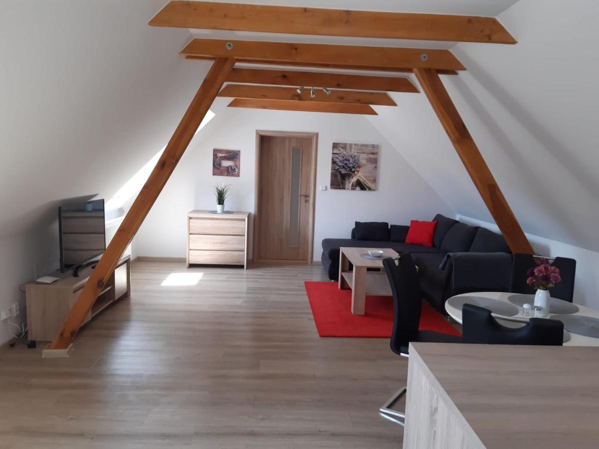 Martinuv Dvur Appartement Plzeň Buitenkant foto