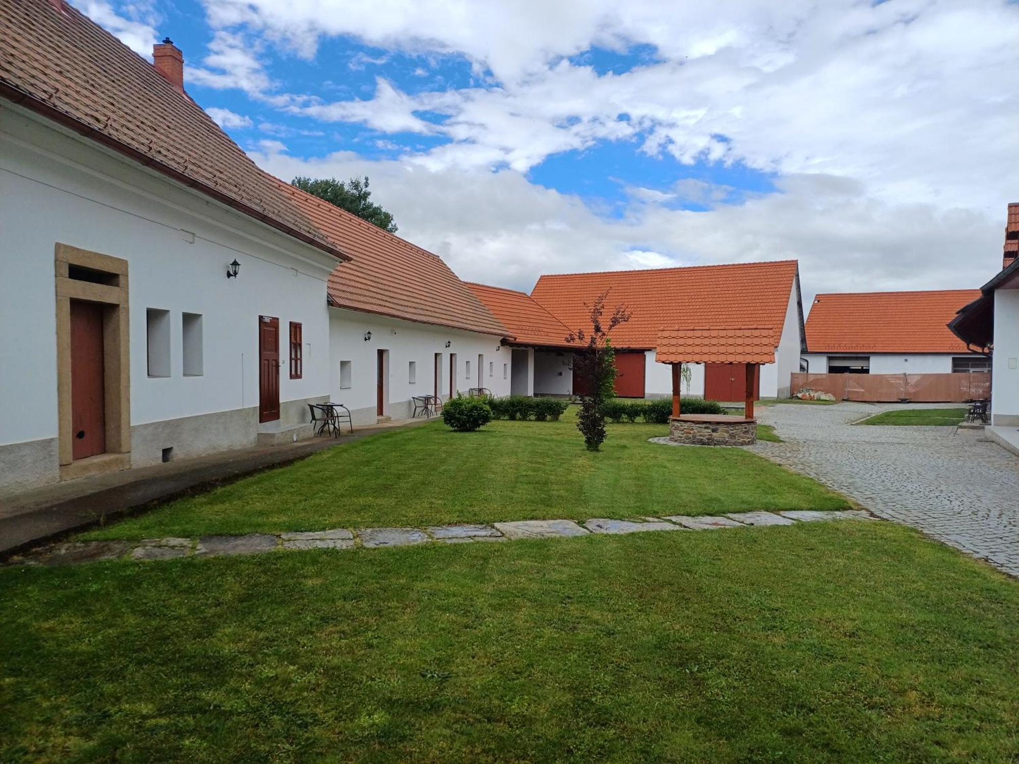 Martinuv Dvur Appartement Plzeň Buitenkant foto